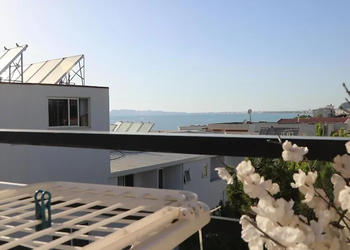Sea View Apartmán Golem (Tirana)