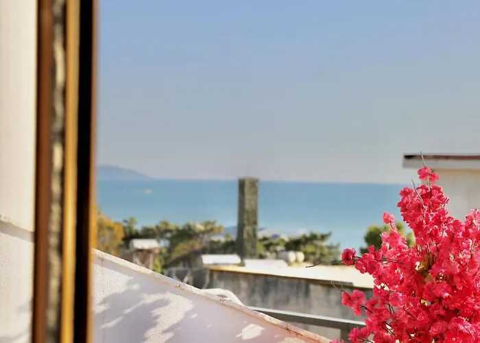 Sea View * Golem (Tirana)